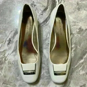 Etienne Aigner E-Renalda White Leather Career Pumps Silver Buckle Size 6.5M